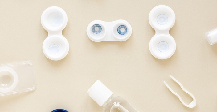 Daily vs Monthly Contact Lenses for Travel: What Should You Pack?
