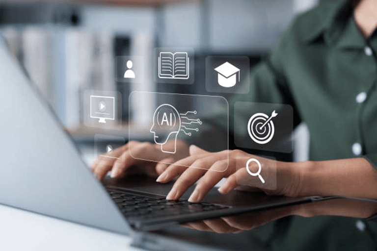 Providing Personalized and Editable Feedback