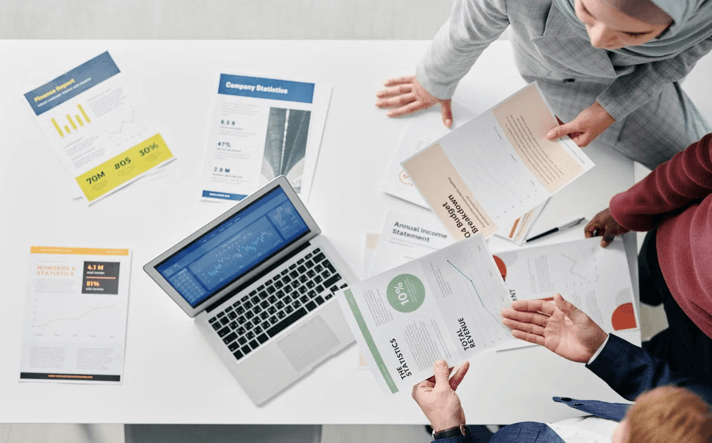 From Dashboards to Decisions Why Most Business Reporting Stops Halfway