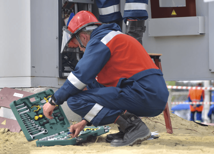 IoT Maintenance for Construction Equipment Fleets Sensors, Costs, and Downtime Savings